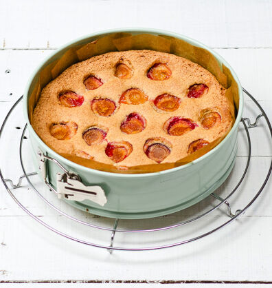 Plum cake