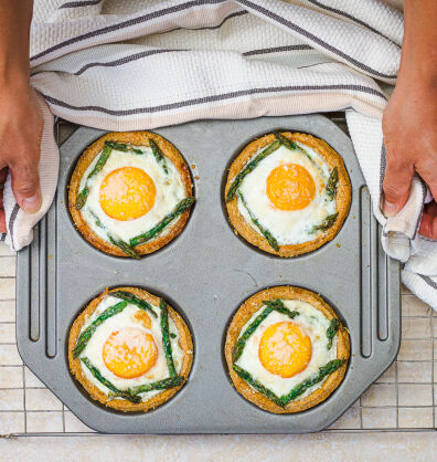 Egg, cheese & asparagus tartlets