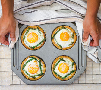 Egg, cheese & asparagus tartlets
