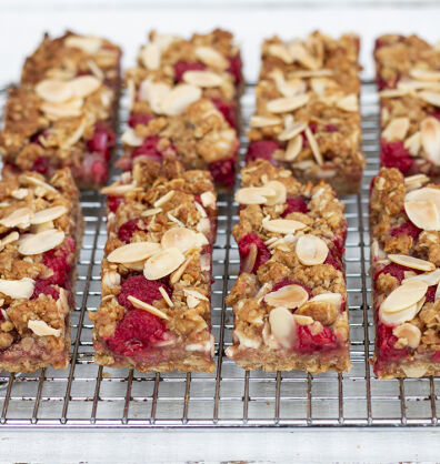 Raspberry White Chocolate Granola Bar