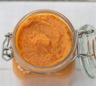 Red Pepper Balsamic Hummus