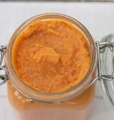Red Pepper Balsamic Hummus