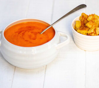 tomato and red pepper soup