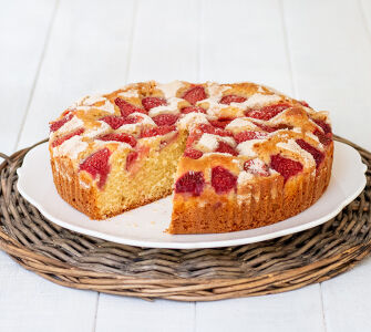 Strawberry Cake
