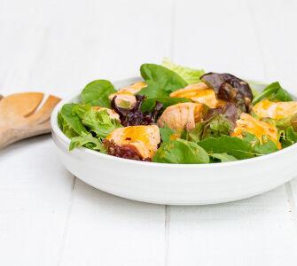 Chilli salmon salad
