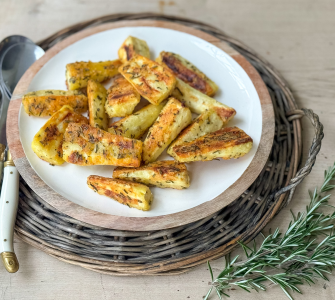 Parmesan roasted parsnips