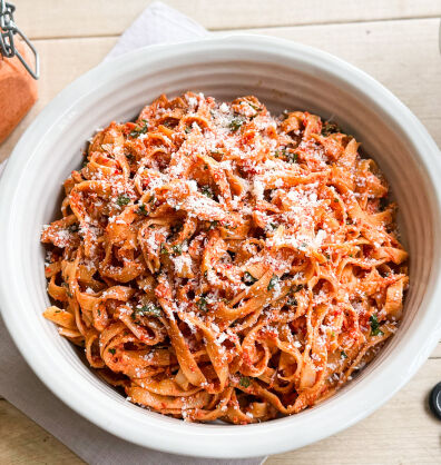 Red pepper pesto tagliatelle