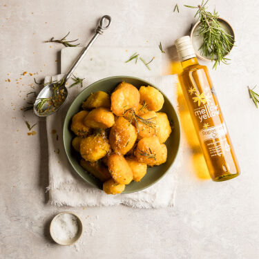 This way to PERFECT crispy roast potatoes