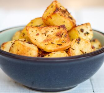 Garlic and Rosemary Roast Potatoes