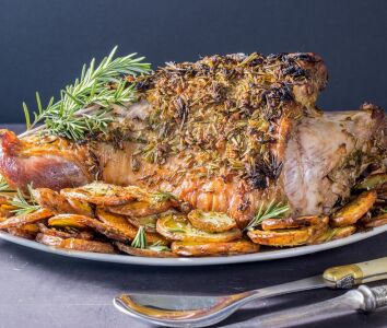 Roast leg of lamb