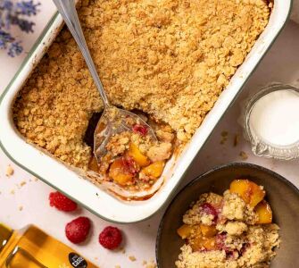 Peach & Raspberry Summer Crumble