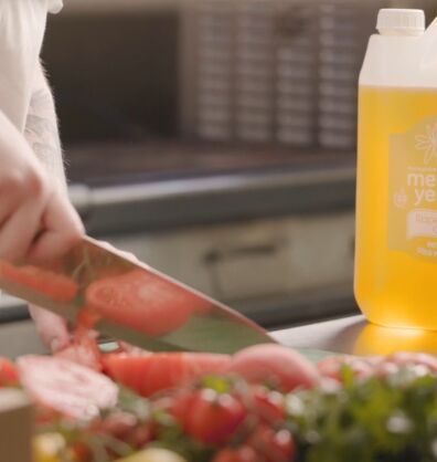 Chef Holly Tyldsley cooking with Mellow Yellow cold pressed rapeseed oil