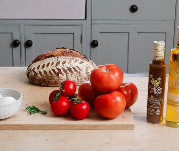 Mellow Yellow and fresh bread